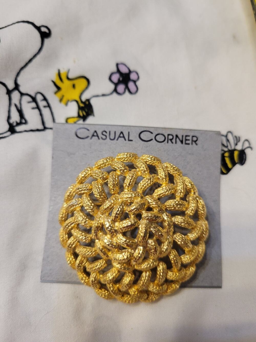 Casual Corner Gold Tone Brooch Large Round Vintage 80's 2" NEW